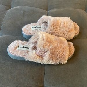 Dearfoam Faux Shearling Slide Glitter Trim Slipper